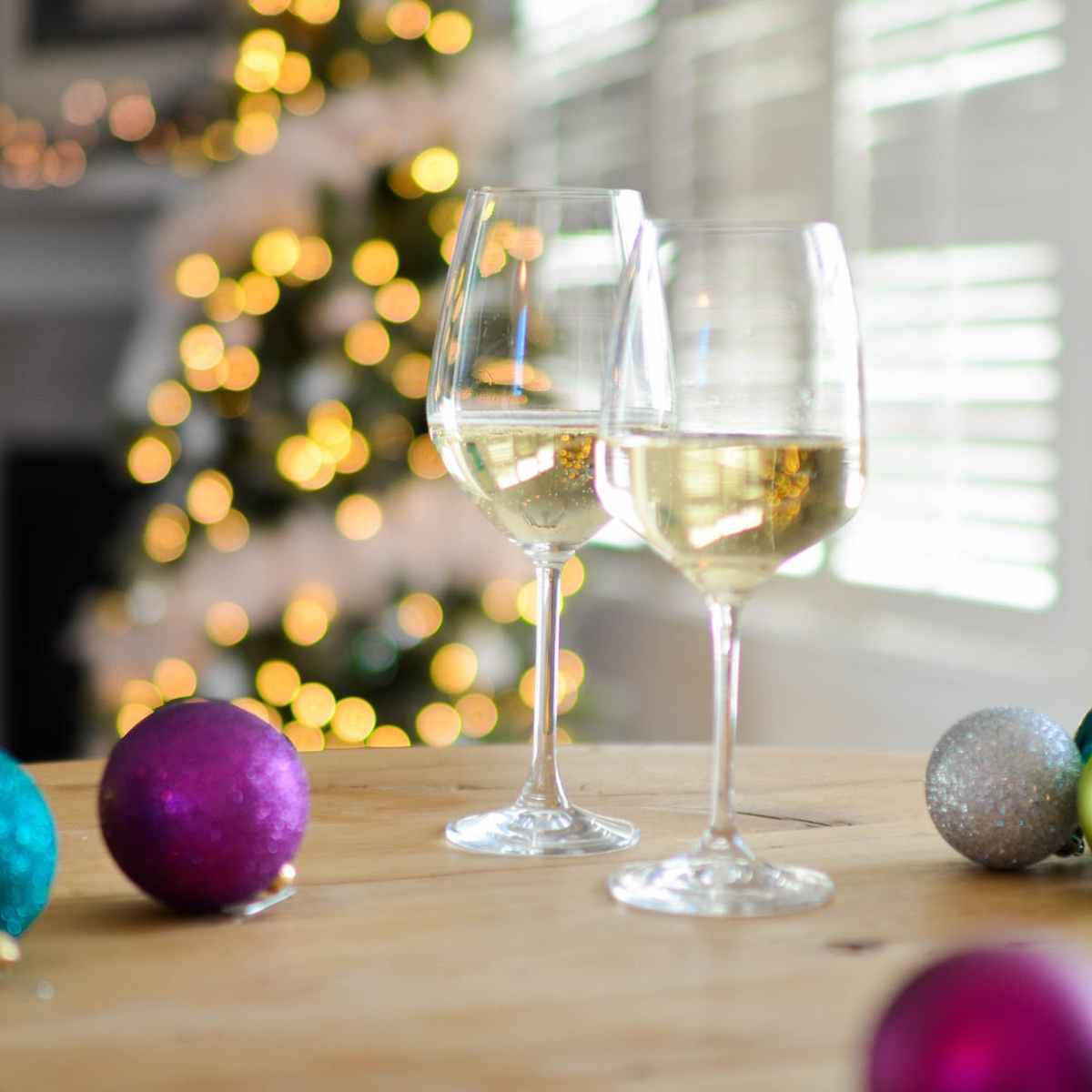 Not Your Average “10 Wines for Christmas”